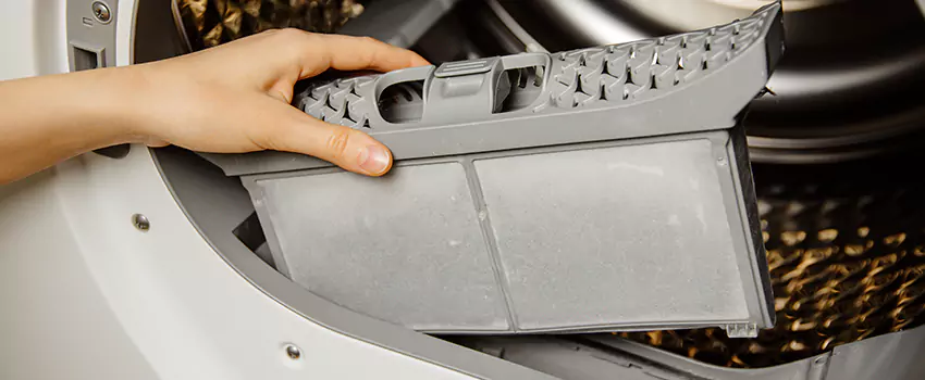 Signs Of A Clogged Dryer Lint Trap in Sapulpa, Oklahoma